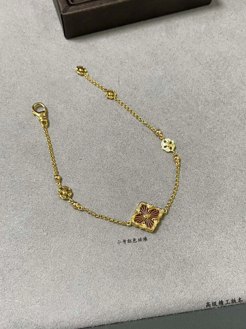Effortless Vca Bracelets 254567