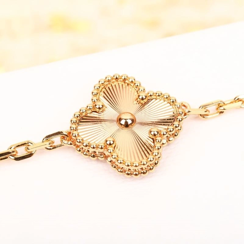 Vca Bracelets NewStyle 254534