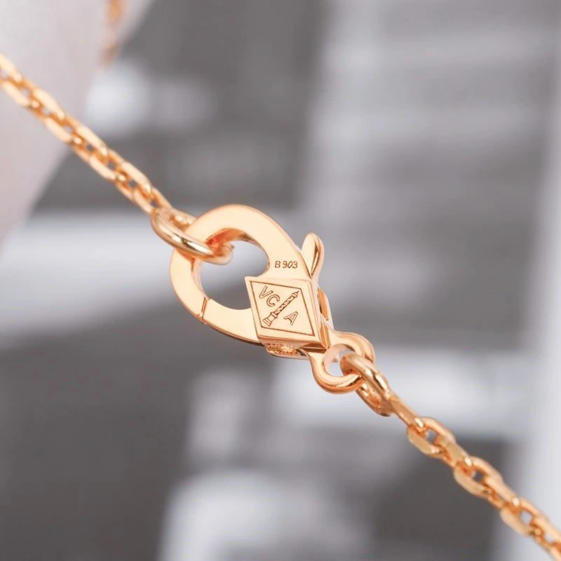 WaterResistant Vca Bracelets 254559