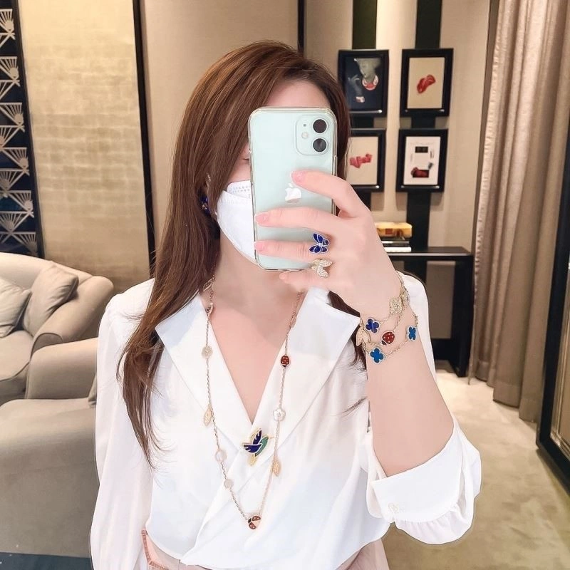WaterResistant Vca Bracelets 254559