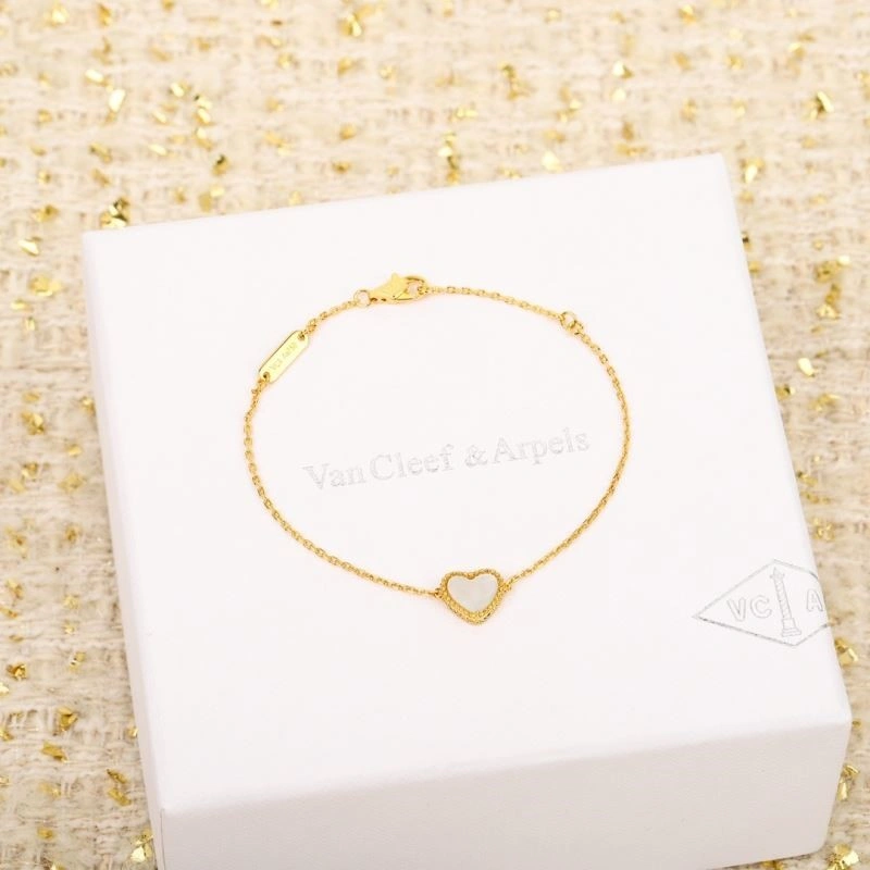 Compact Vca Bracelets 254452
