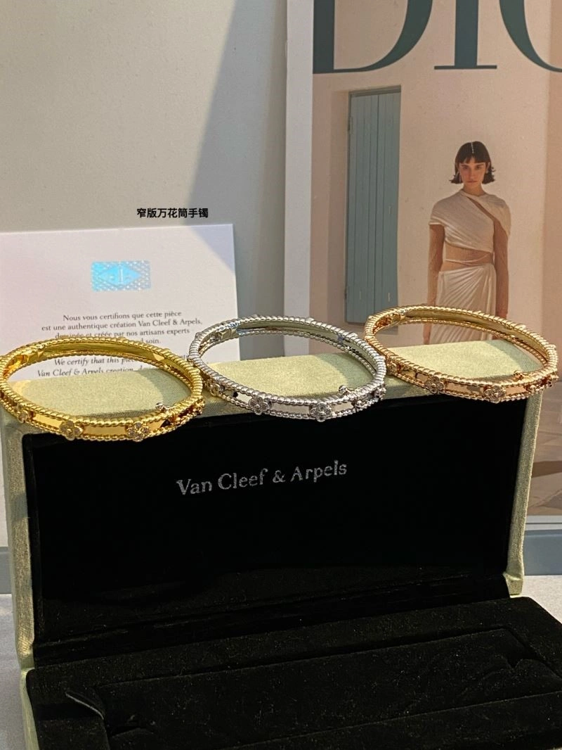 Vca Bracelets HighQuality 254476