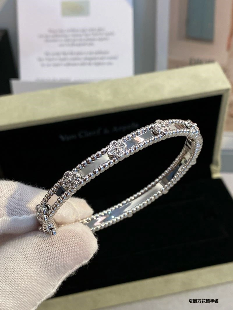 Vca Bracelets HighQuality 254476