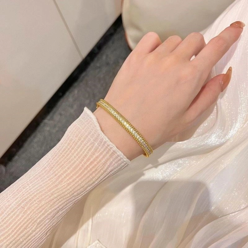 Reliable Vca Bracelets 254478