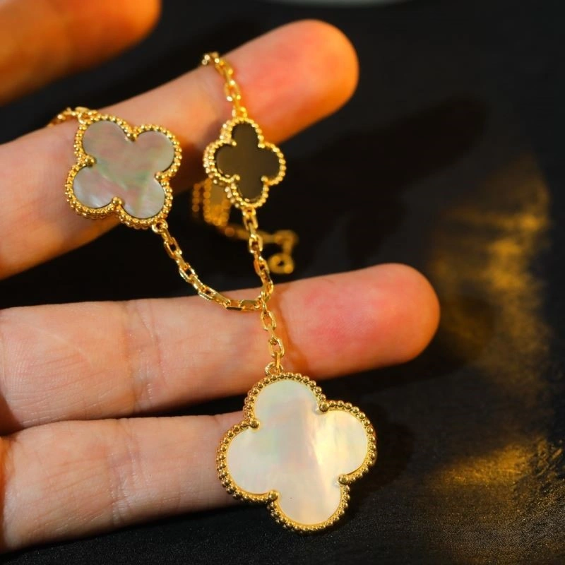 HighQuality Vca Bracelets 254454