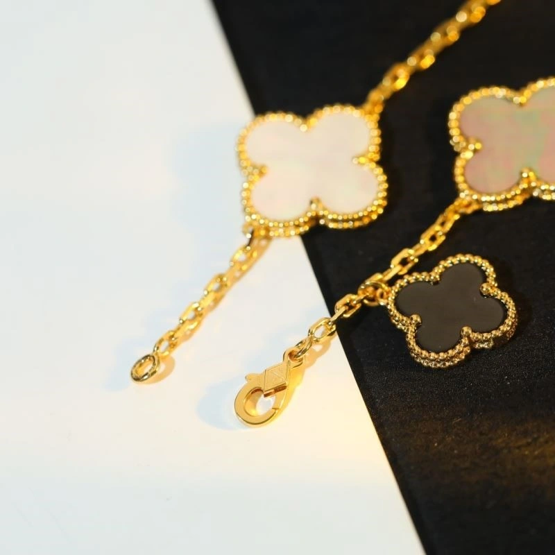 HighQuality Vca Bracelets 254454