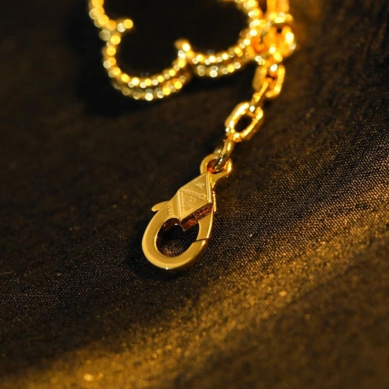 HighQuality Vca Bracelets 254454