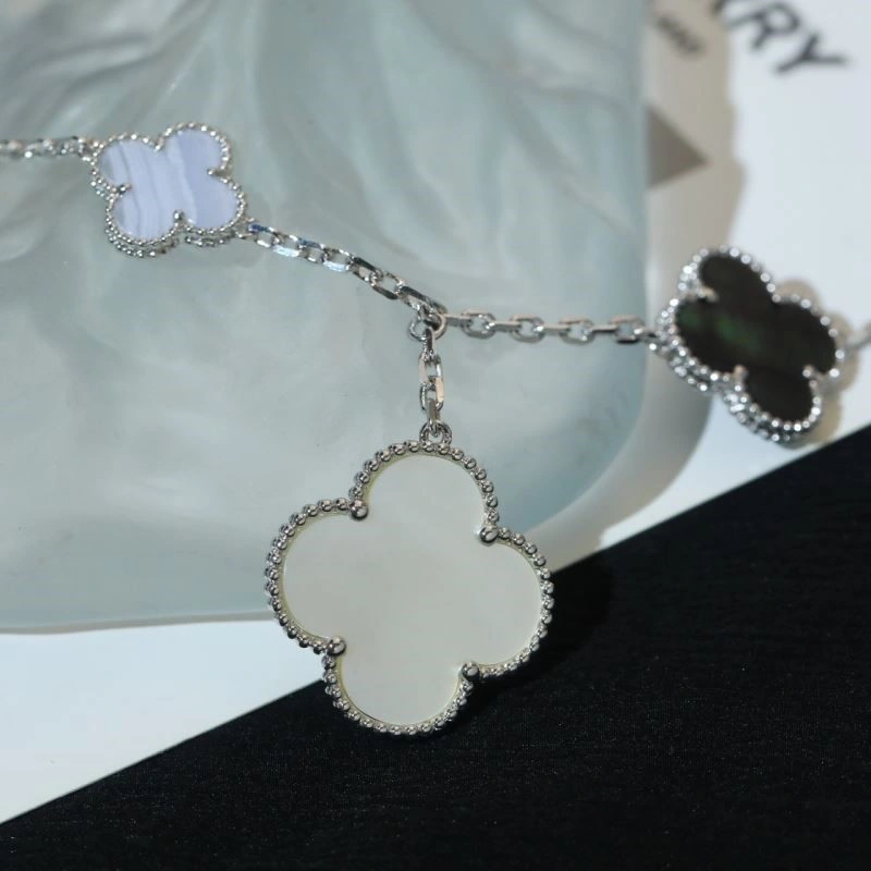 Premium Vca Bracelets 254465