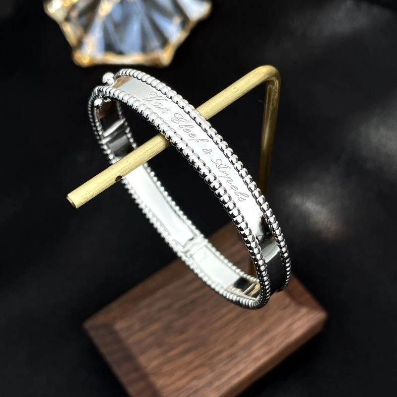 Vca Bracelets OnTrend 254477