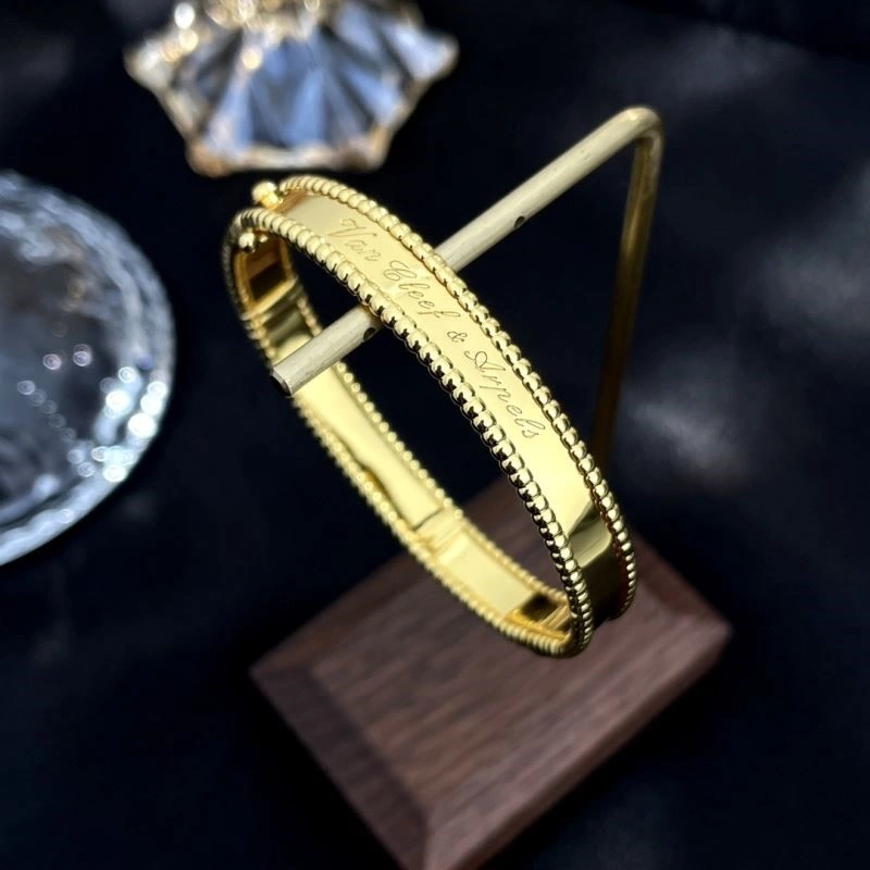 Vca Bracelets OnTrend 254477