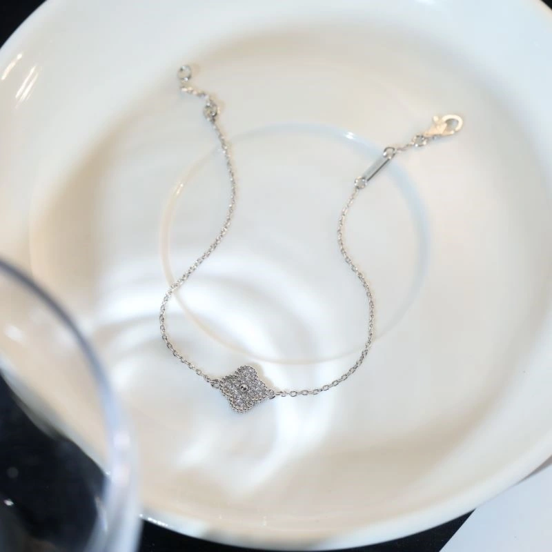 Vca Bracelets FashionForward 254467