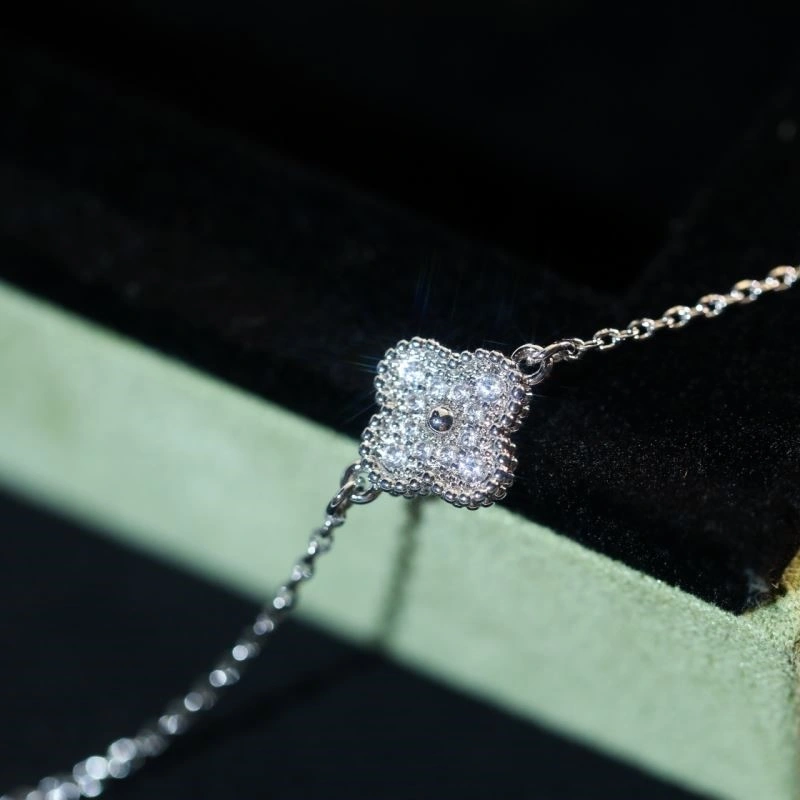 Vca Bracelets FashionForward 254467