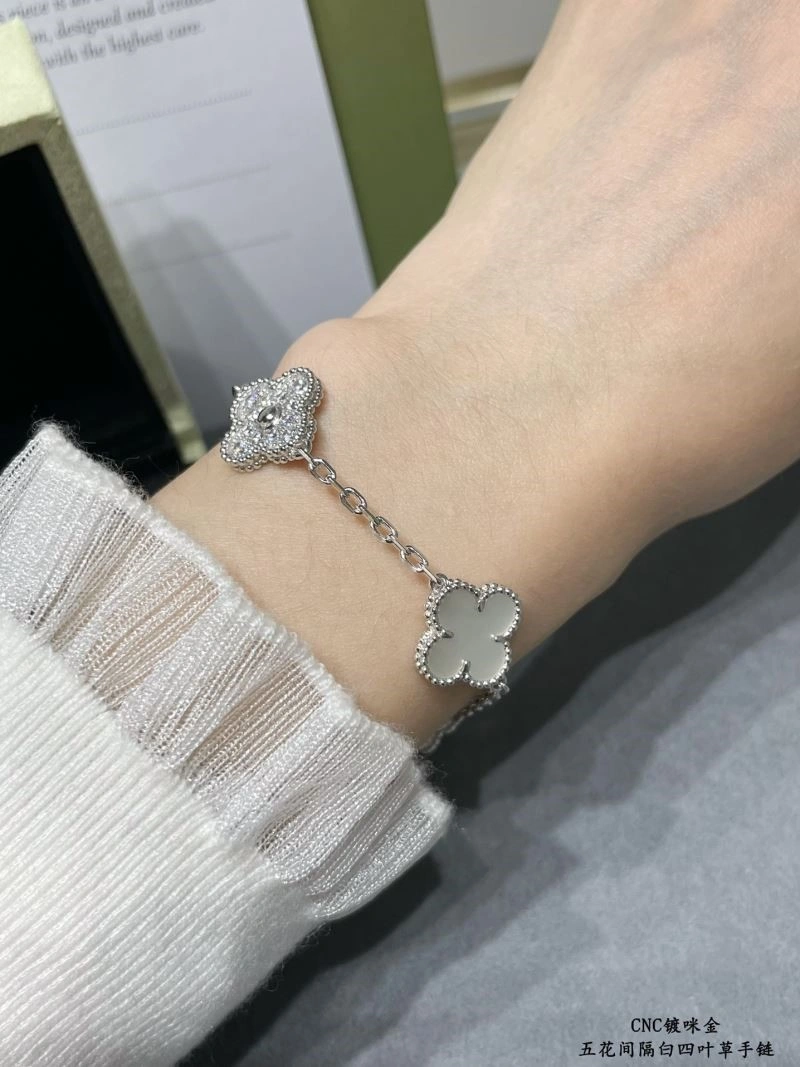 Original Vca Bracelets 254473