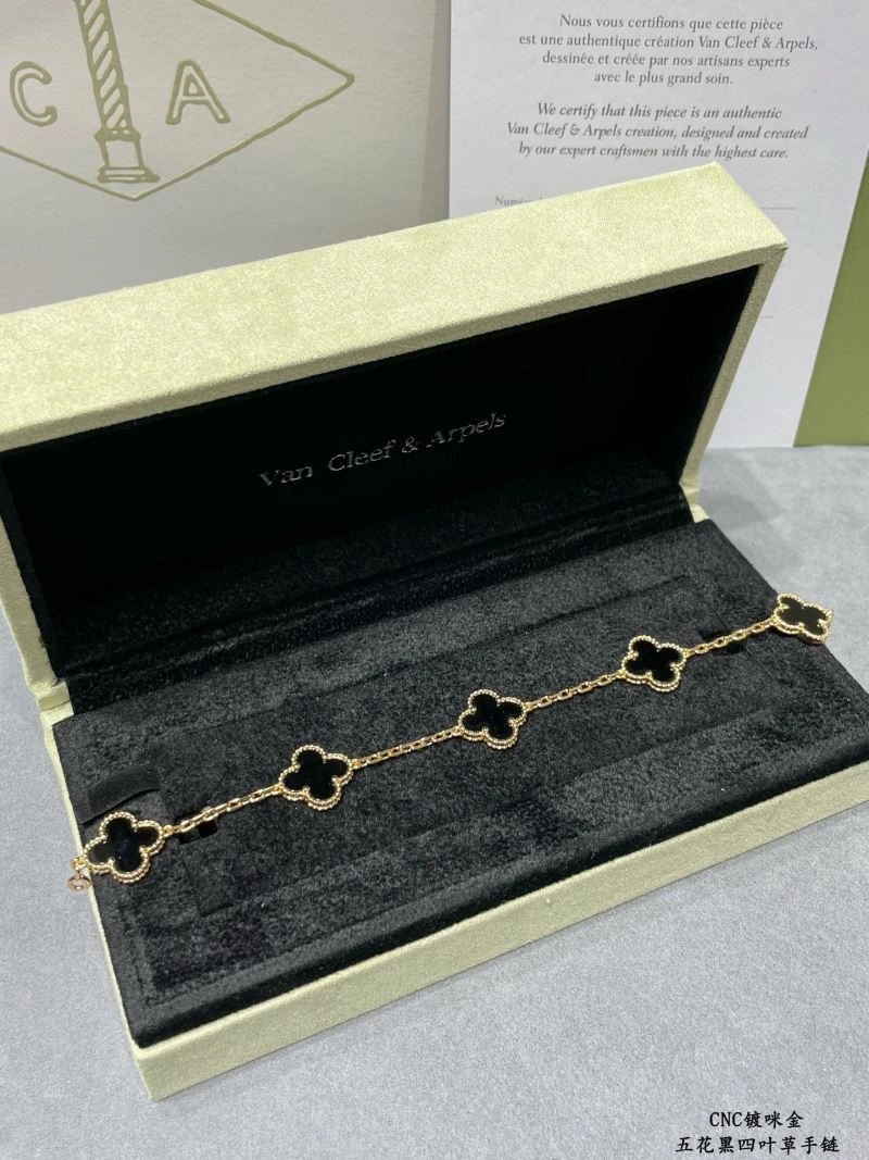 ModernLook Vca Bracelets 254443