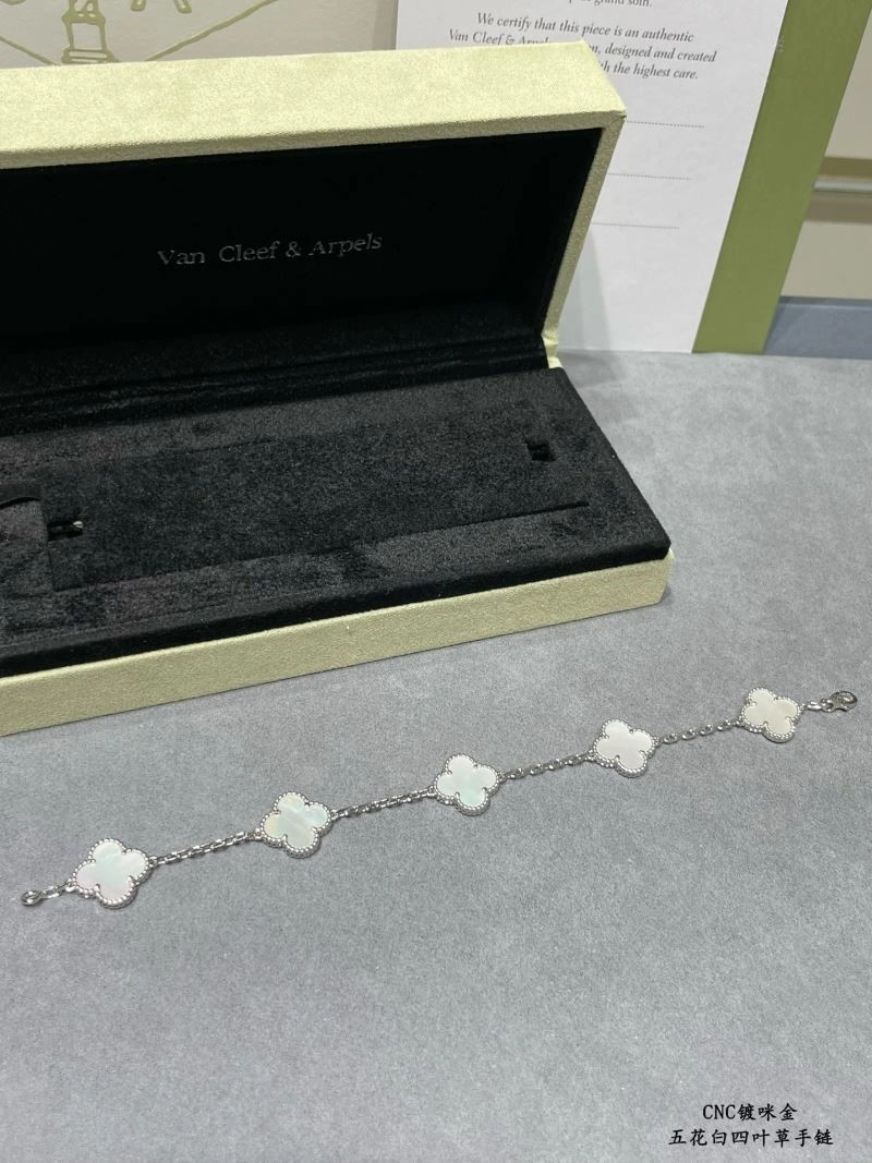 Vca Bracelets FreshLook 254442