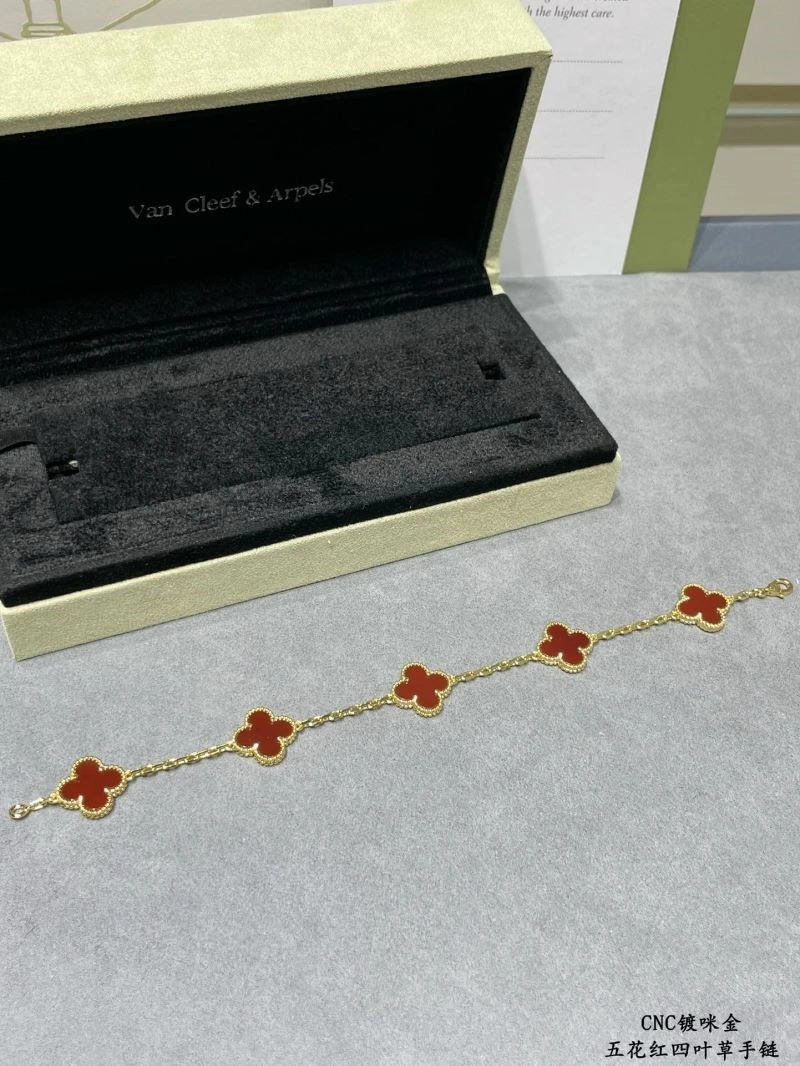 Vca Bracelets FashionForward 254421