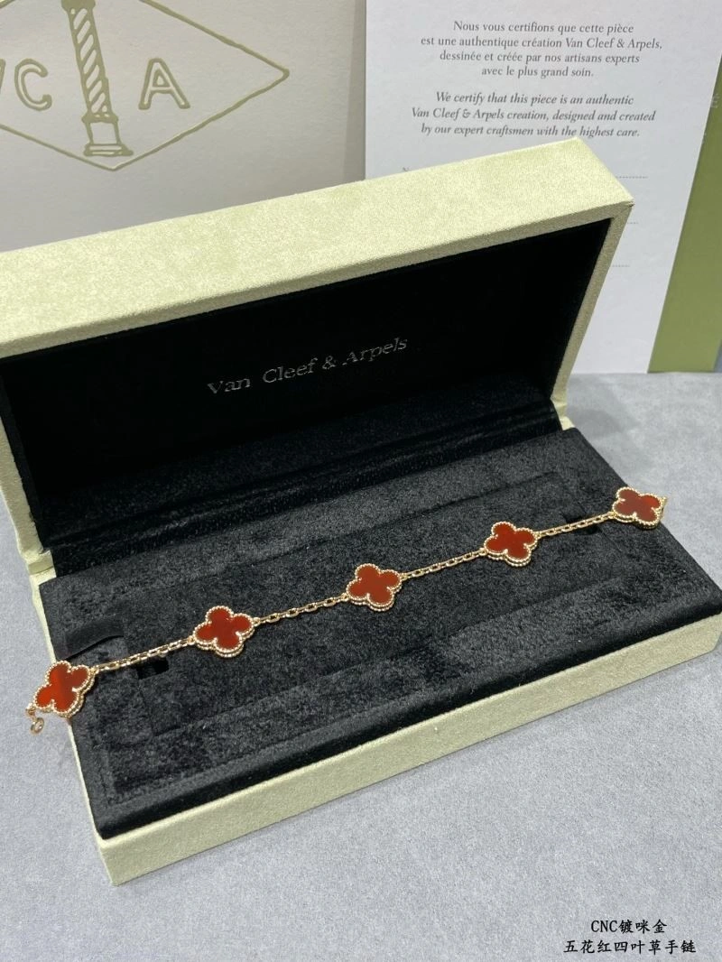 Vca Bracelets FashionForward 254421