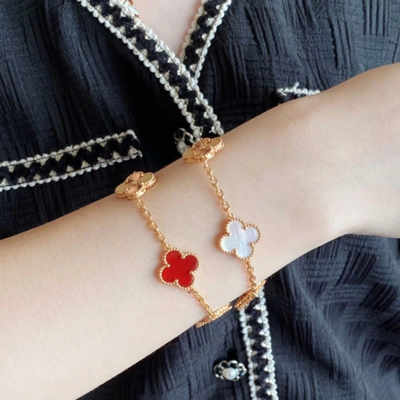 Snug Vca Bracelets 254430