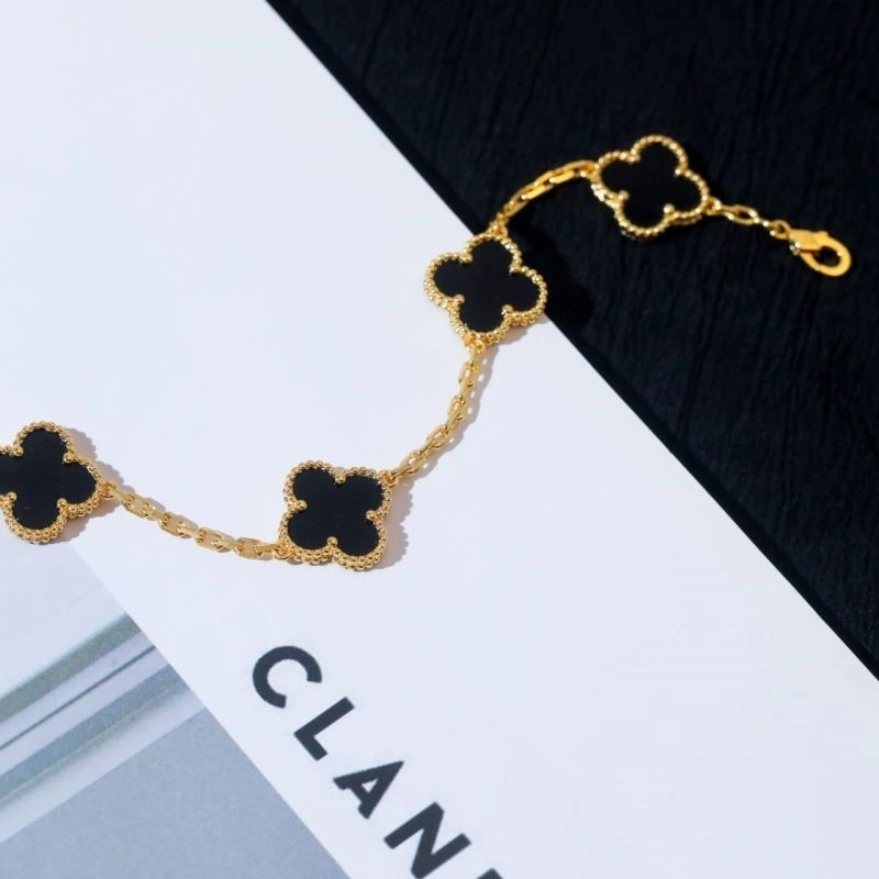 Vibrant Vca Bracelets 254425