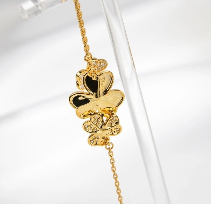 Vca Bracelets Youthful 254439