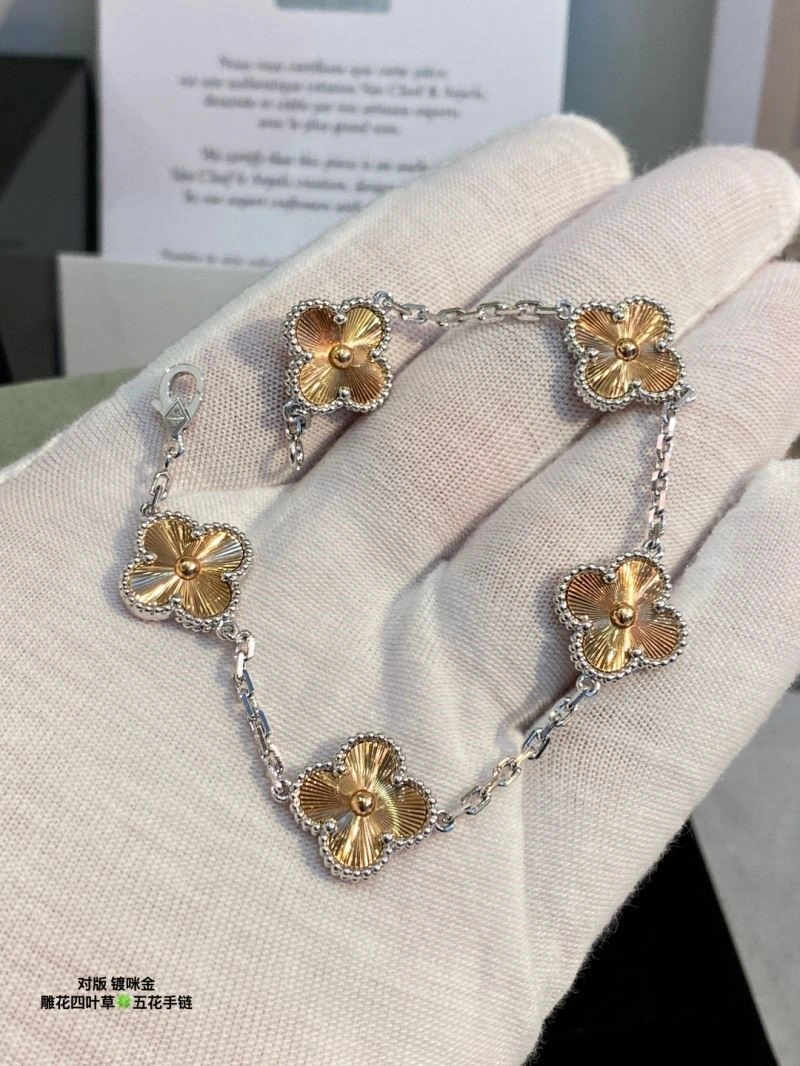 TimelessDesign Vca Bracelets 254426