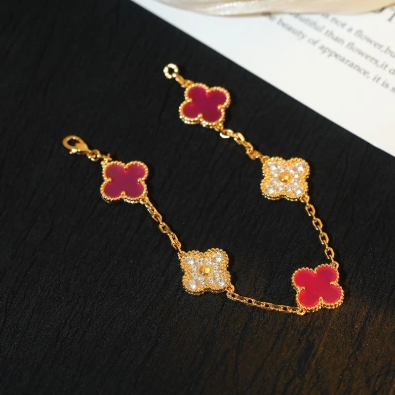 Vca Bracelets Stretchable 254433