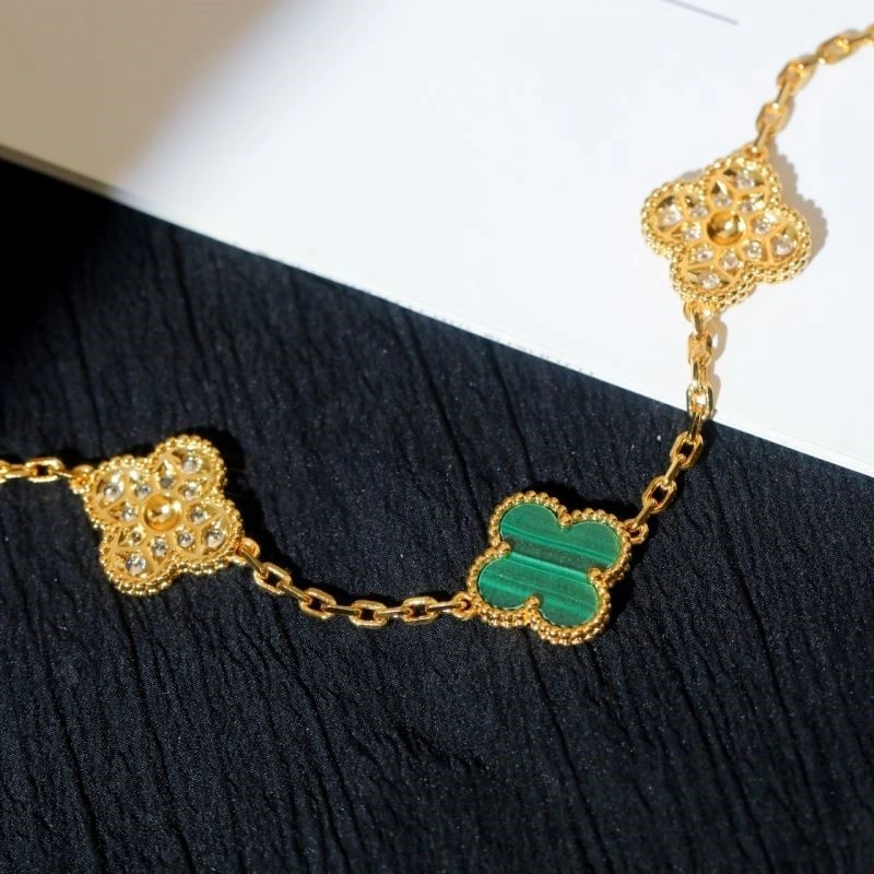 Vca Bracelets NewStyle 254412