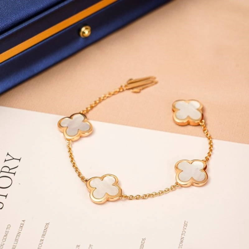 Vca Bracelets WellDesigned 254437
