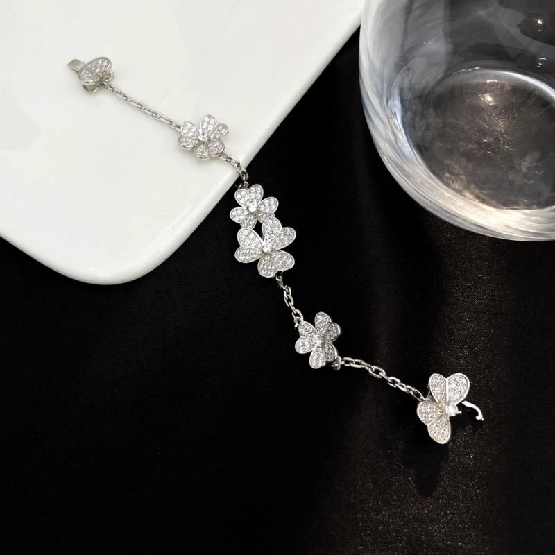 Compact Vca Bracelets 254427