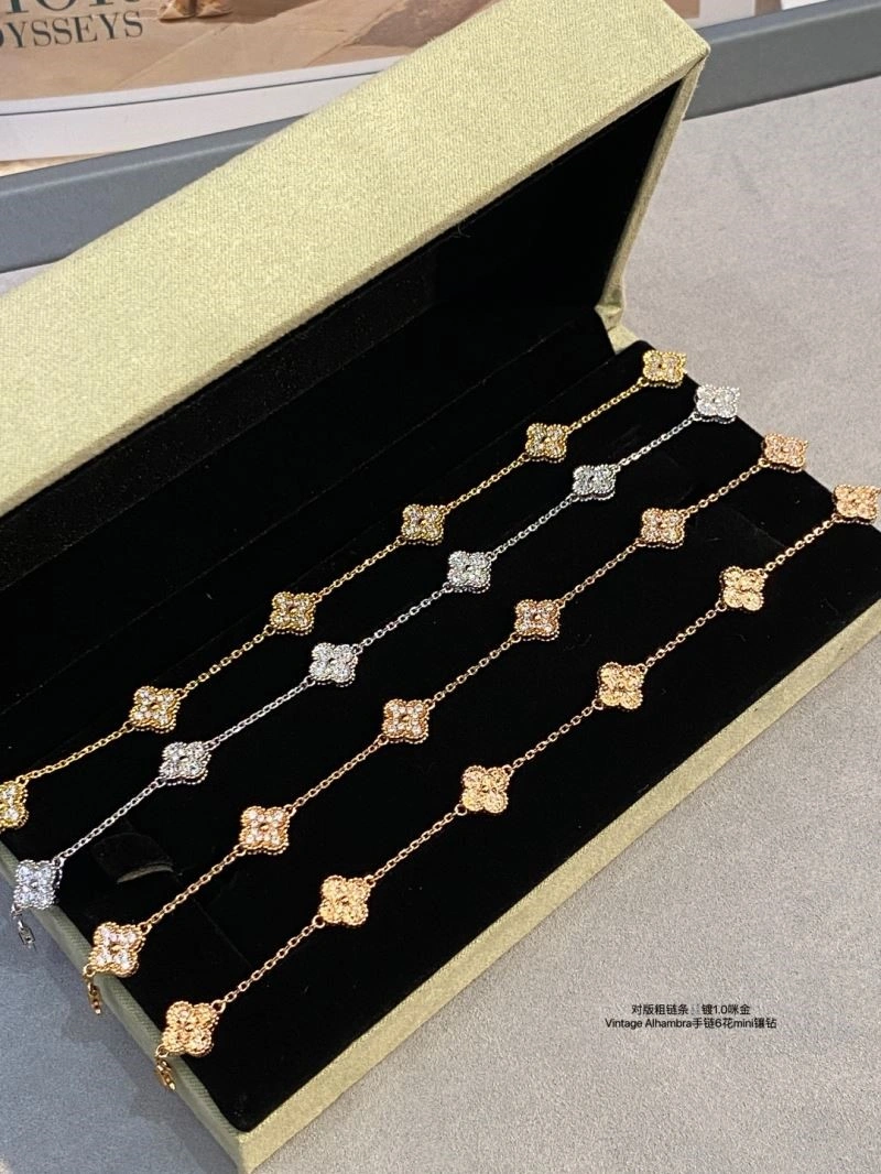 UrbanStyle Vca Bracelets 254401