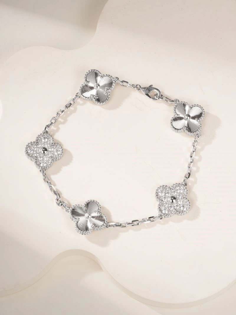 Popular Vca Bracelets 254402
