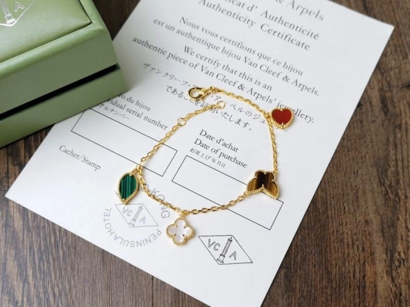 Vca Bracelets Timeless 254270