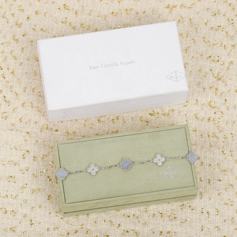 Vca Bracelets WellDesigned 254148