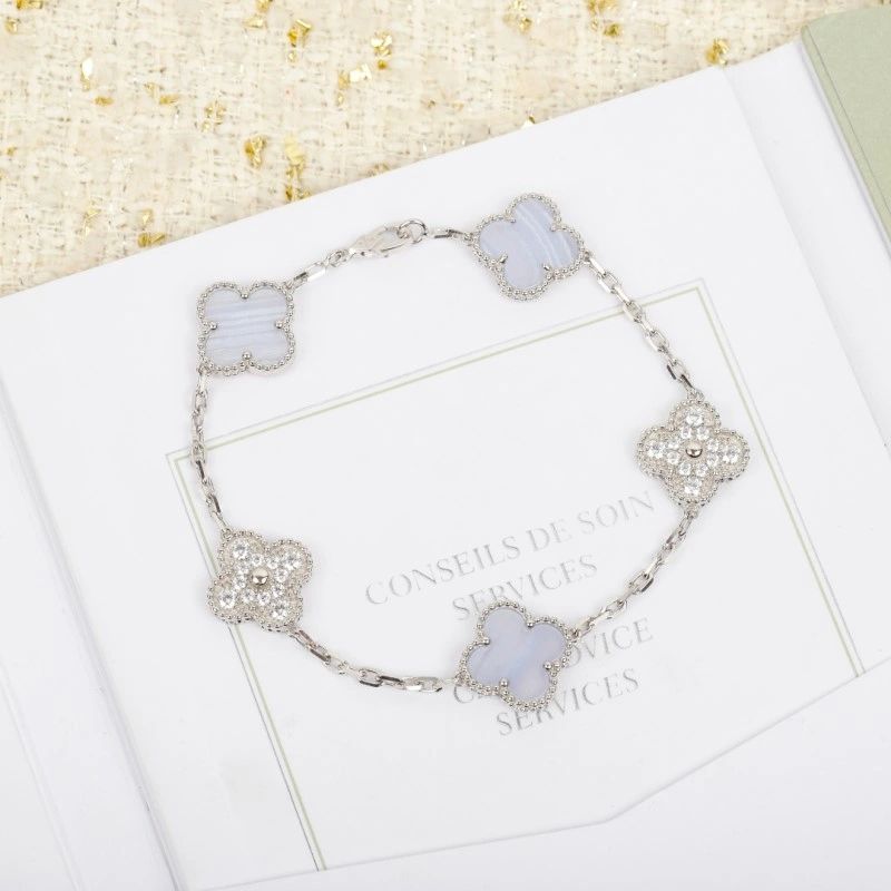 Vca Bracelets WellDesigned 254148