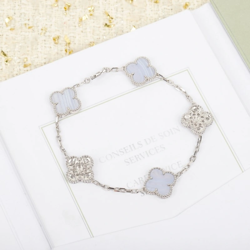 Vca Bracelets WellDesigned 254148
