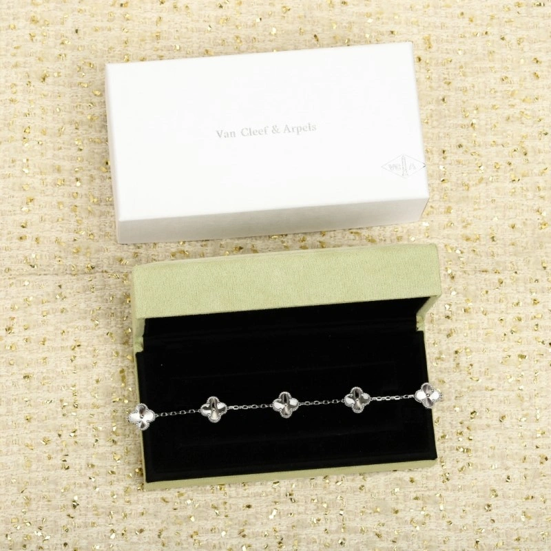 Vca Bracelets Unisex 254131