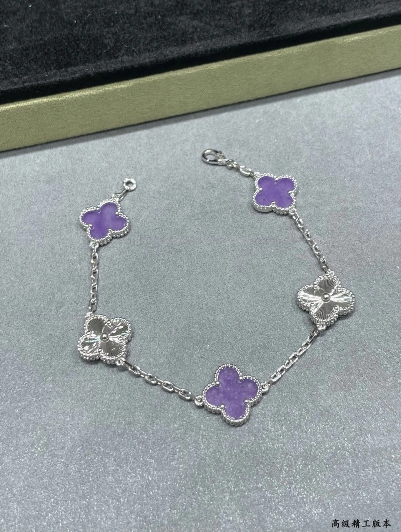 FreshLook Vca Bracelets 254143