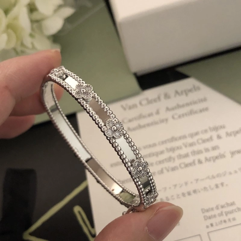 Vca Bracelets Neat 254120