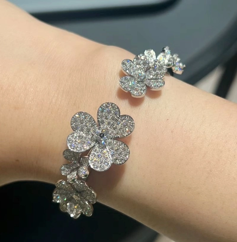 Upgraded Vca Bracelets 254141