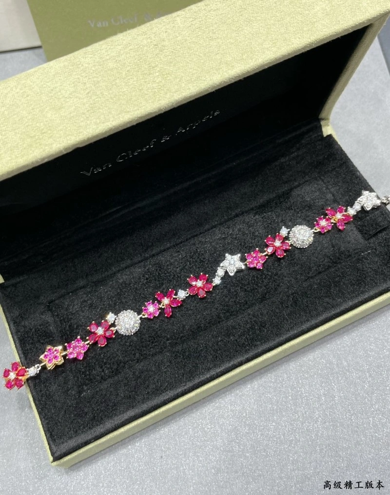 OdorResistant Vca Bracelets 254109