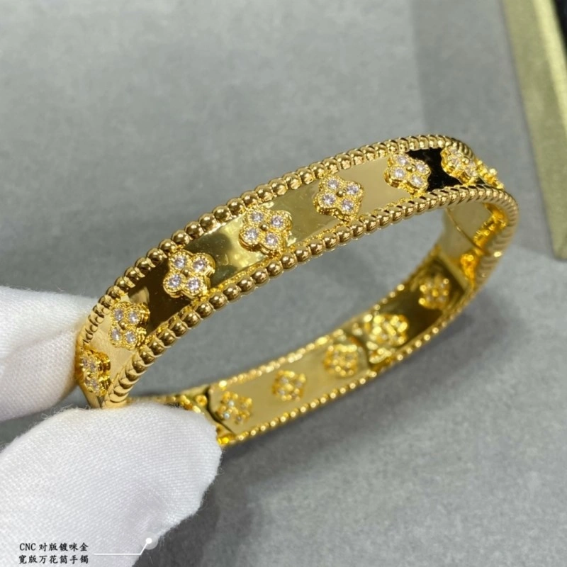 Sophisticated Vca Bracelets 254110