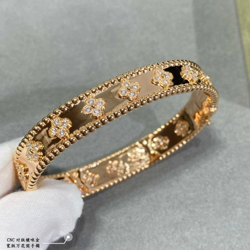 Sophisticated Vca Bracelets 254110