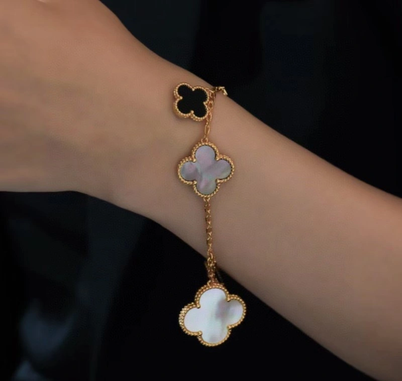Vca Bracelets Comfortable 254105