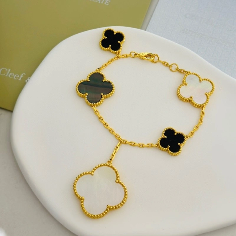 Vca Bracelets Comfortable 254105