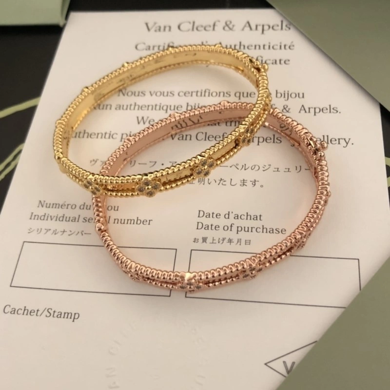 Minimalist Vca Bracelets 254103