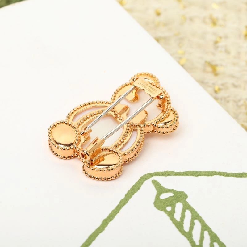 Seasonal Vca Brooches 255023