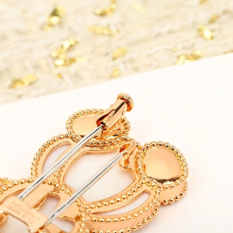 Seasonal Vca Brooches 255023