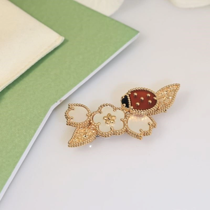 Vca Brooches OnTrend 254780