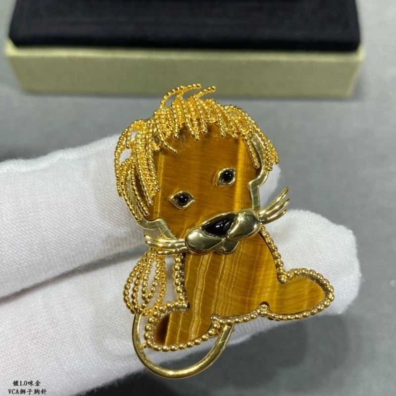 Stretchable Vca Brooches 254771