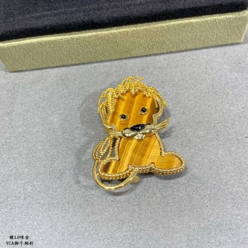 Stretchable Vca Brooches 254771